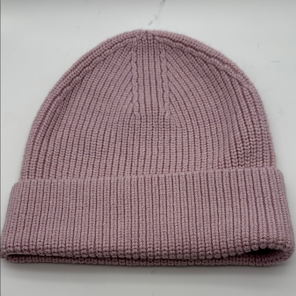 Lululemon Athletica mauve  Pink Knit Beanie‎